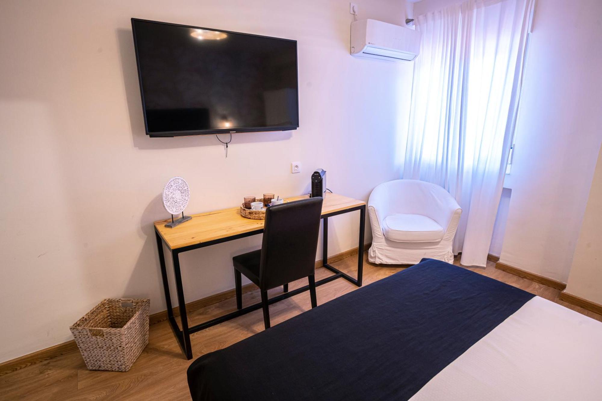 Complejo Roma Hotel Aldeanueva del Camino Luaran gambar